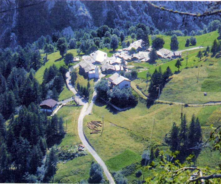 Il villaggio di Triatel a Torgnon.