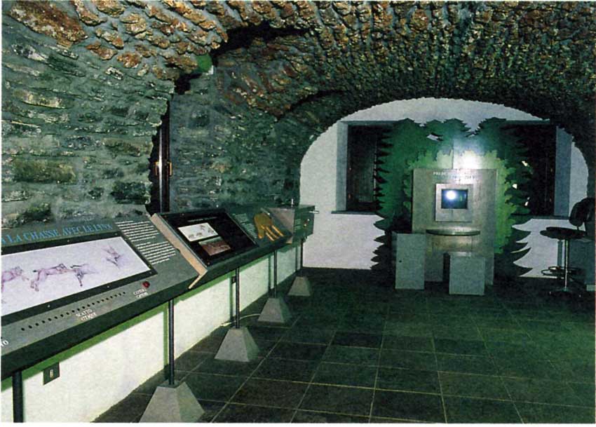 L'interno del centro visitatori di Valsavarenche.