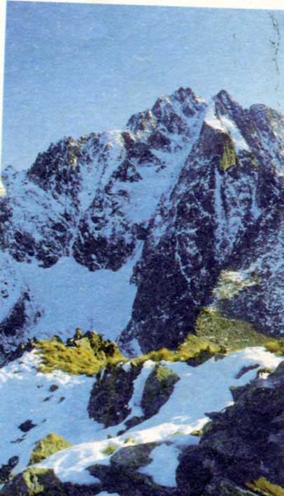 Il versante nord del Corno Stella (massiccio dell'Argentera).