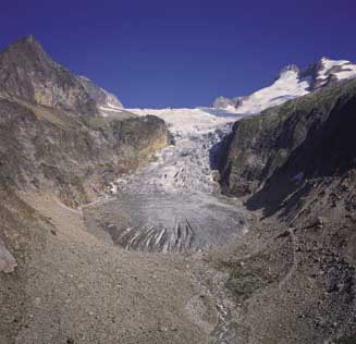 1993: fronte del ghiacciaio di Pré de Bar (massiccio del Monte Bianco).