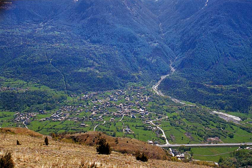 Vista dall'alto del conoide di Saint-Marcel.