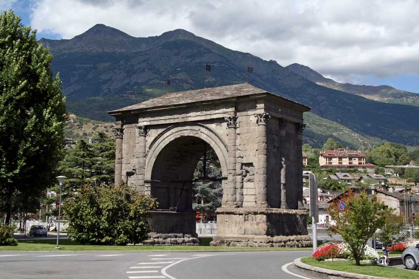 L’Arco d’Augusto, ad Aosta.