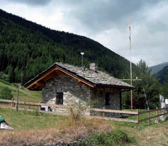 Centralina di monitoraggio di Etroubles, in loc. Chevrière (1330 m slm).