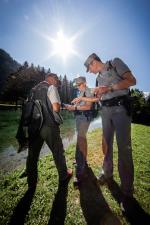 Controllo pesca  Autore Mountain Photo Festival