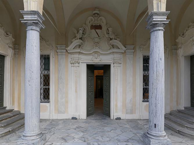 La loggia d'entrée