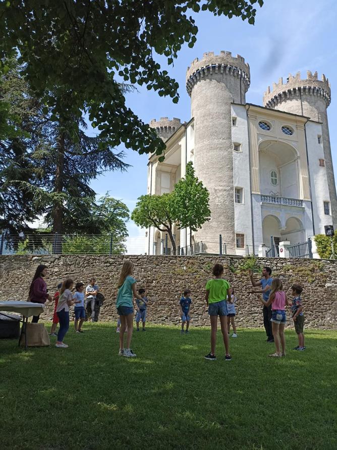 Castello di Aymavilles. "Teatrino Kamishibai".