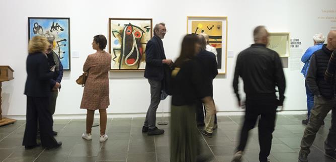 Inaugurazione della mostra "Joan Miró. È quando sogno che vedo chiaro". Aosta, Museo Archeologico Regionale, 28 aprile 2023