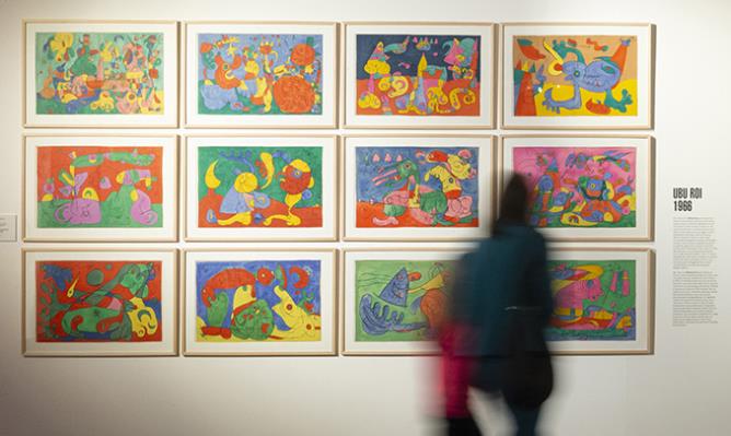 Inaugurazione della mostra "Joan Miró. È quando sogno che vedo chiaro". Aosta, Museo Archeologico Regionale, 28 aprile 2023